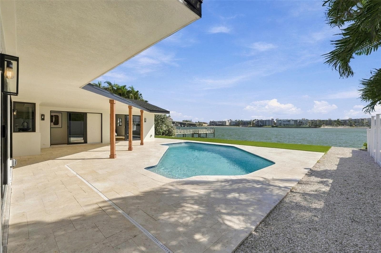 3031 E Vina Del Mar Boulevard photo 06