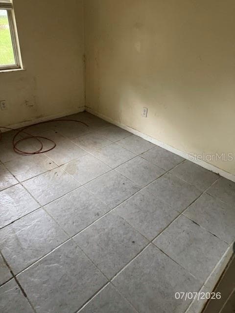 107 Woodlawn Road photo 03