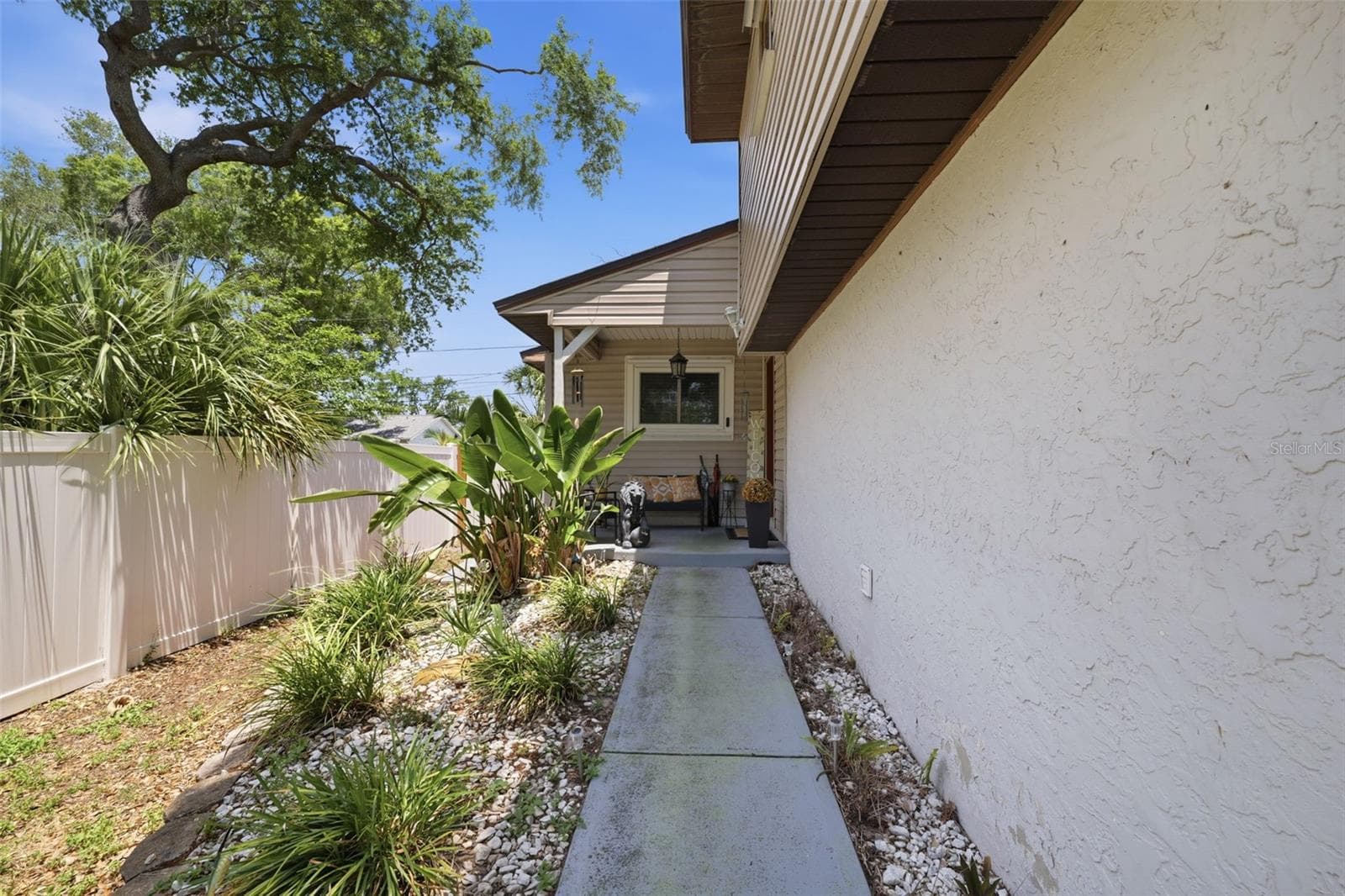 111 69th Avenue N photo 07
