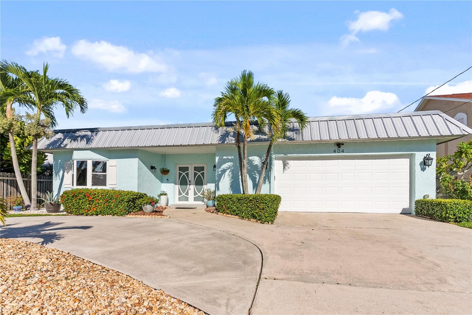 404 Harbor Drive S