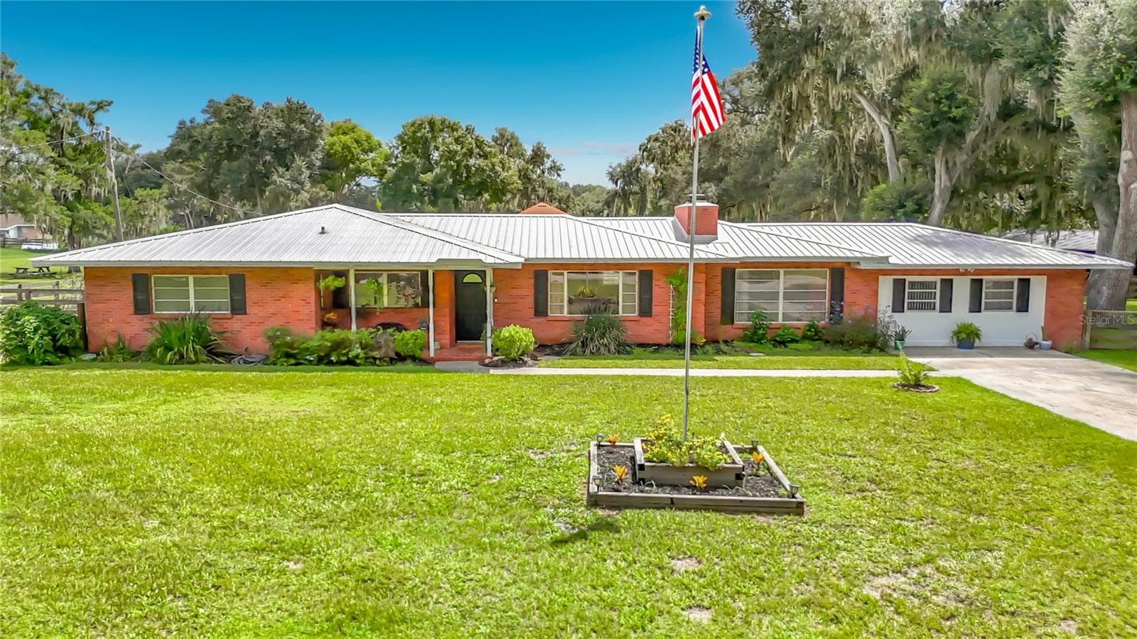 1644 W Socrum Loop Road