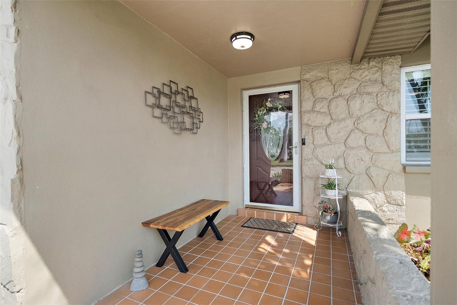 101 Madonna Boulevard photo 02