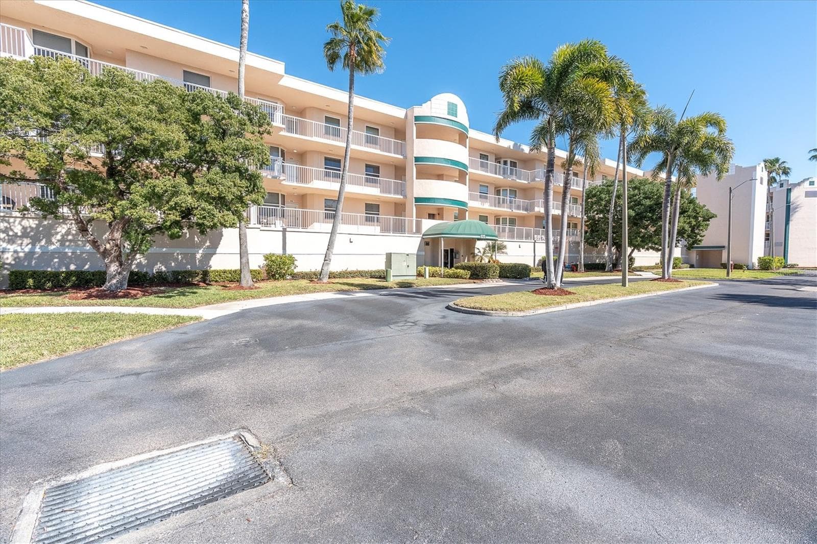 6315 Shoreline Drive 3307