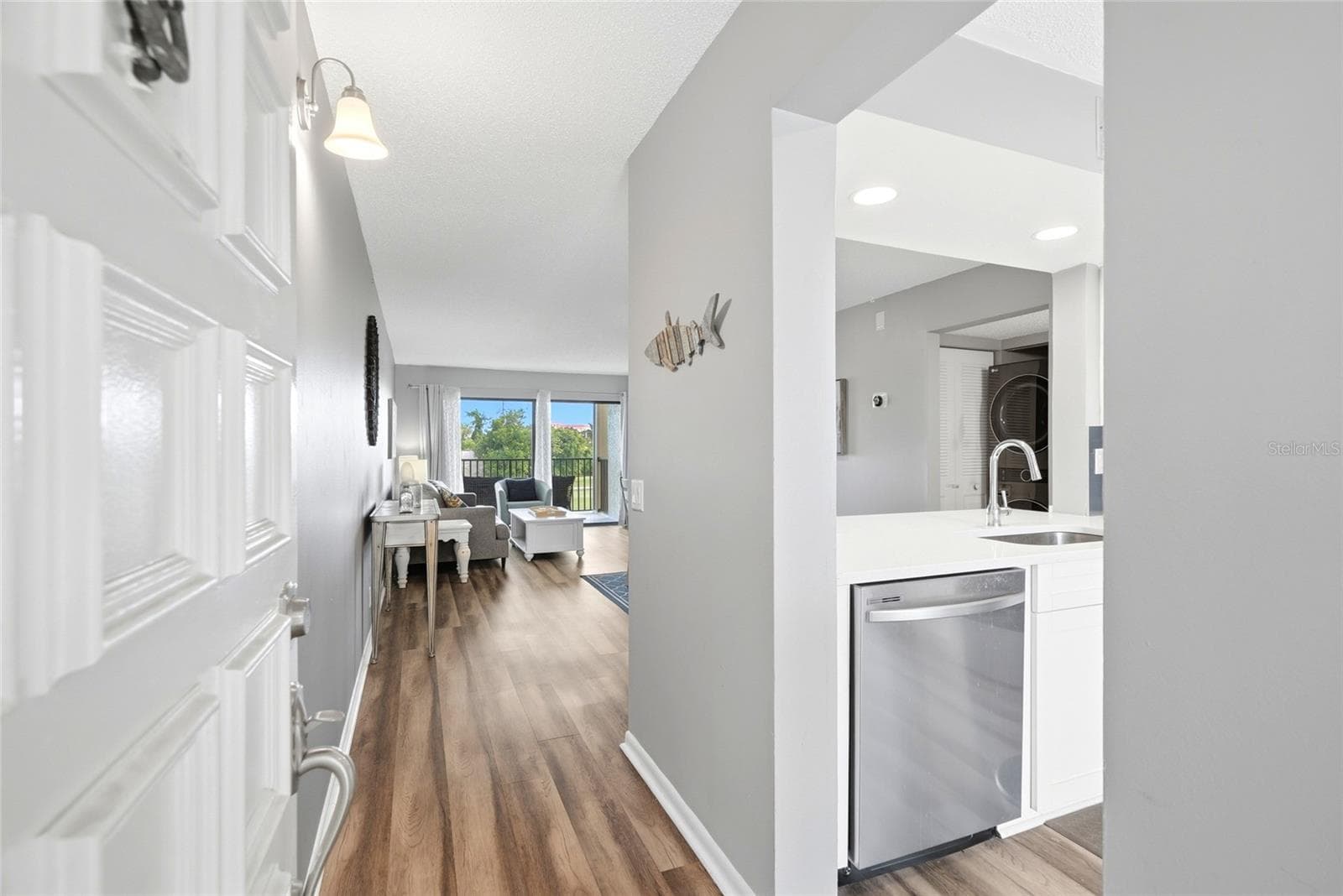 6105 Palma Del Mar Boulevard S 219 photo 03