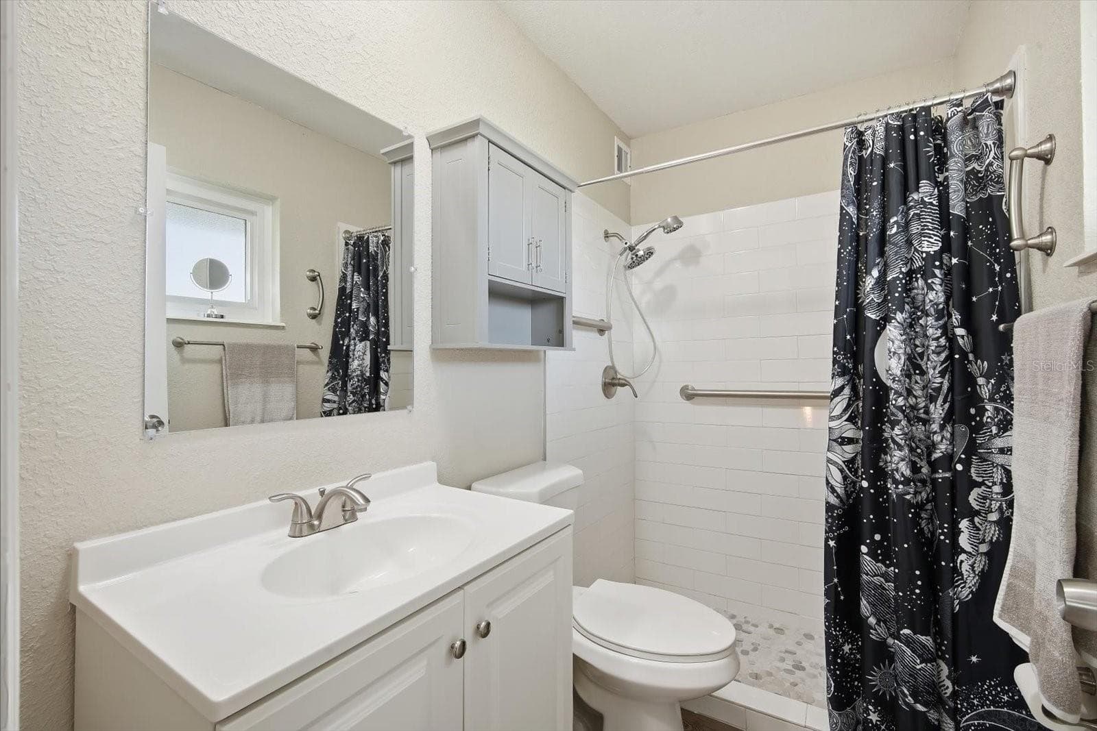 1404 Seton Hall Drive photo 06