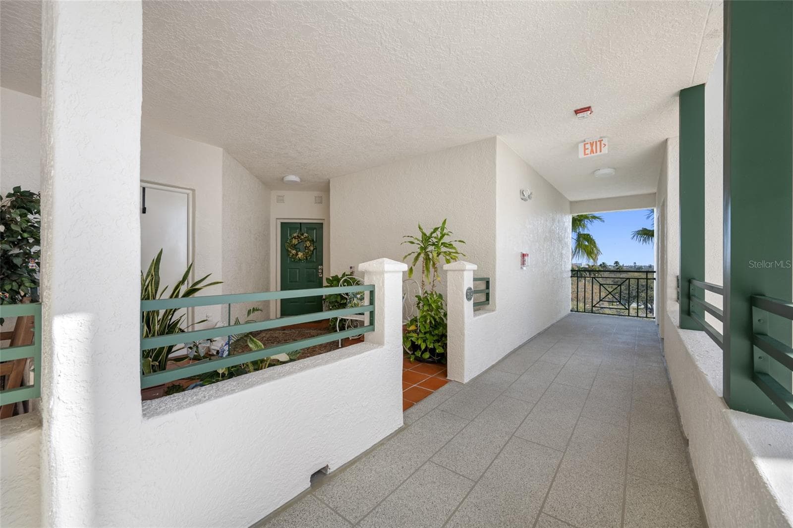 4750 Dolphin Cay Lane S 509 photo 07