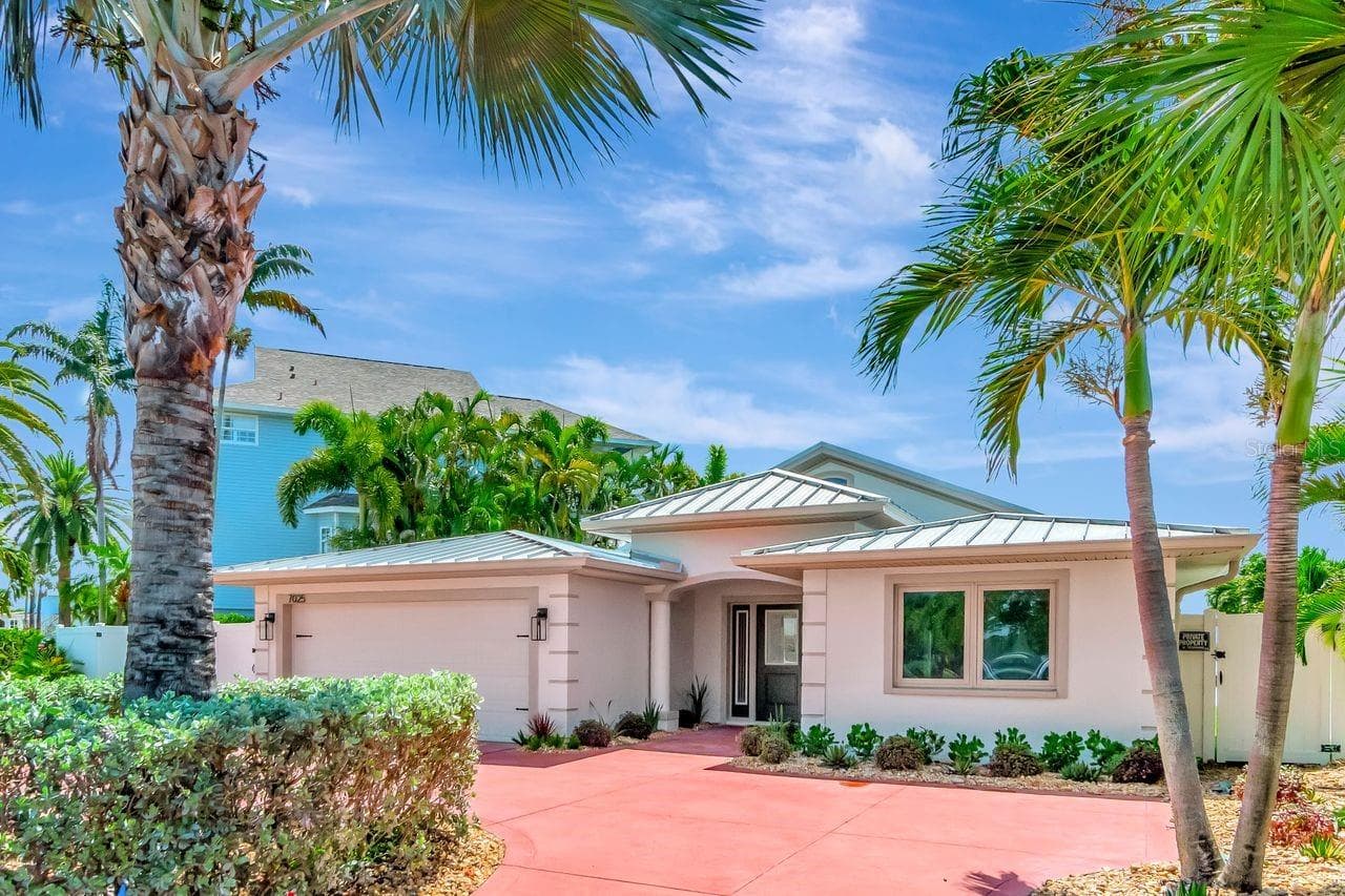 7025 Boca Ciega Drive photo 02
