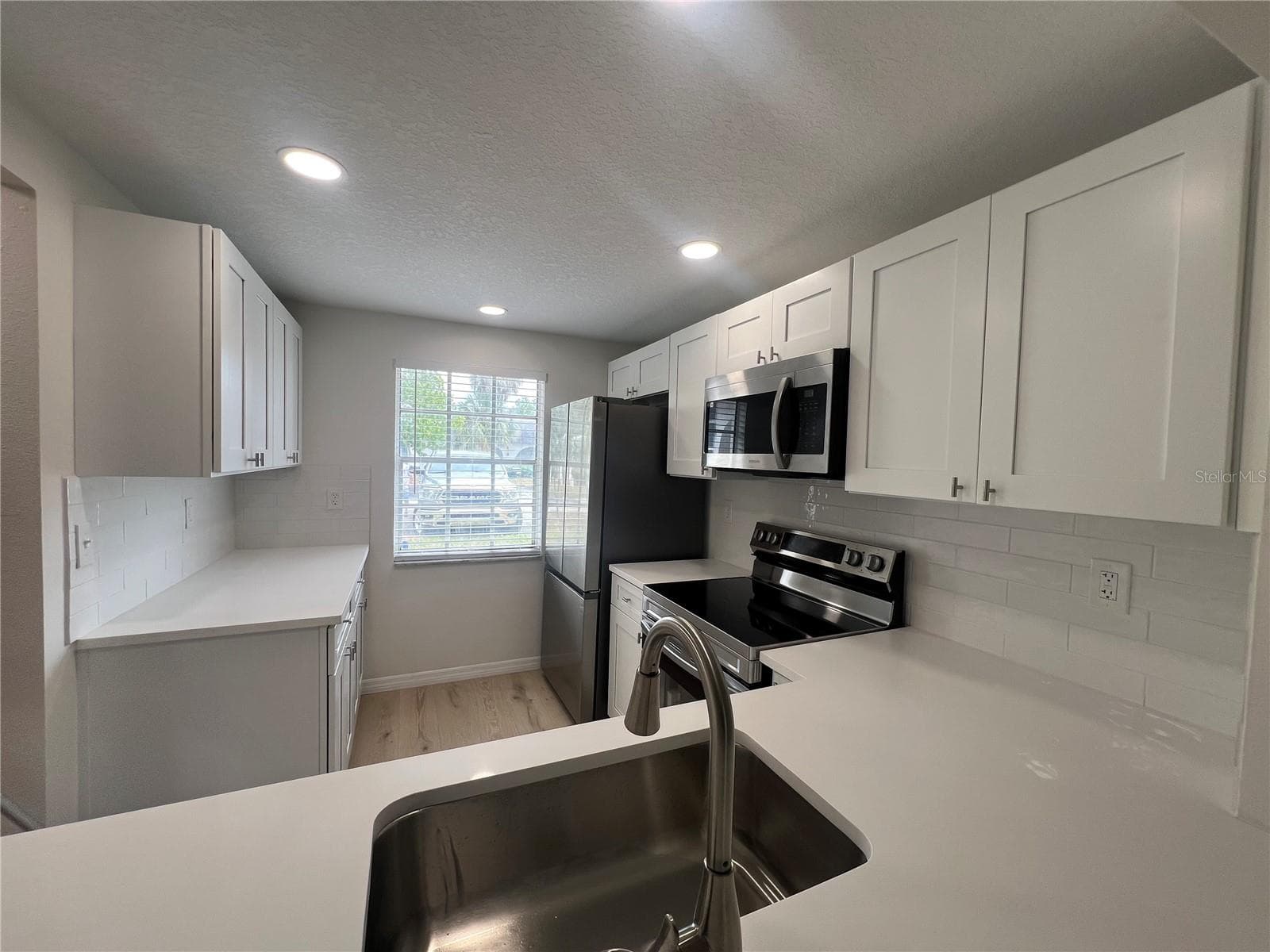 4223 Sheldon Place 23 photo 03
