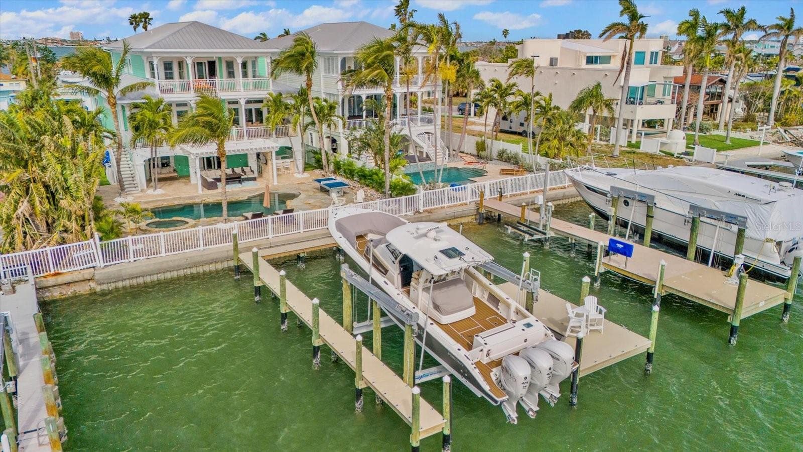 644 Boca Ciega Isle Drive photo 04