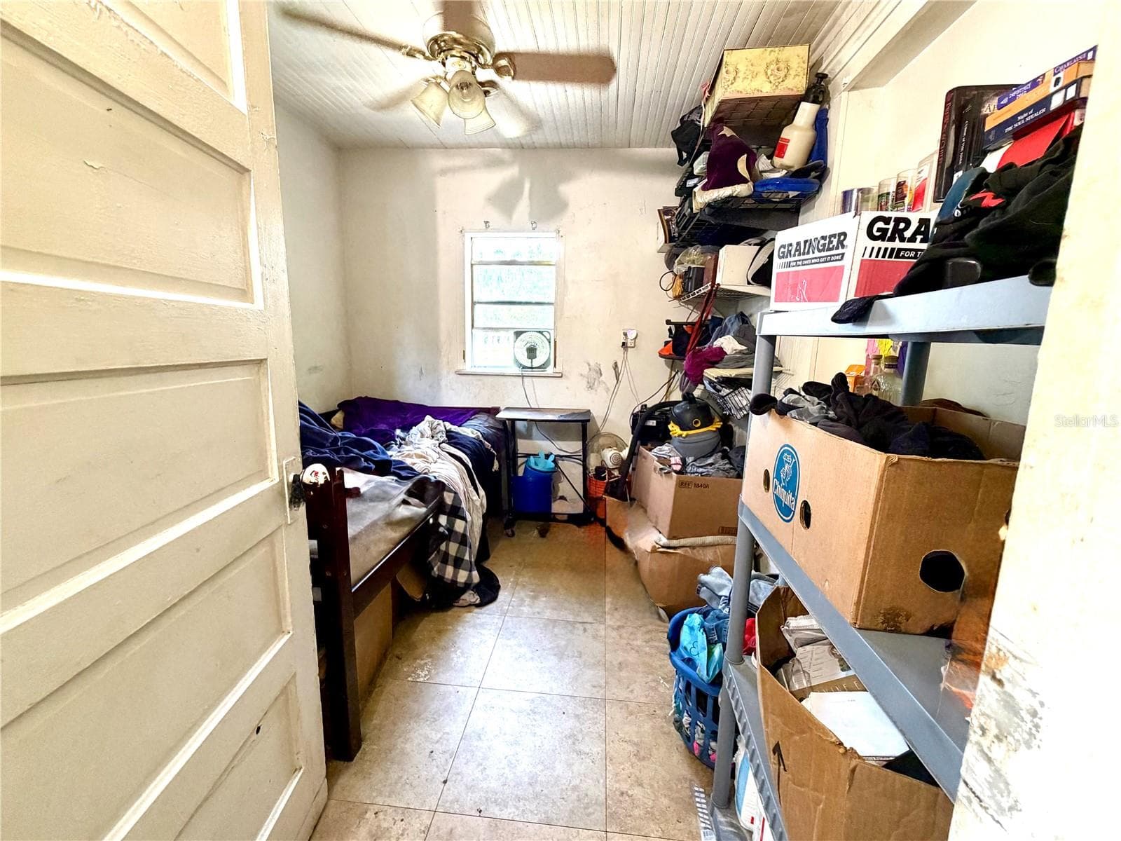 209 Avenue C NE photo 07