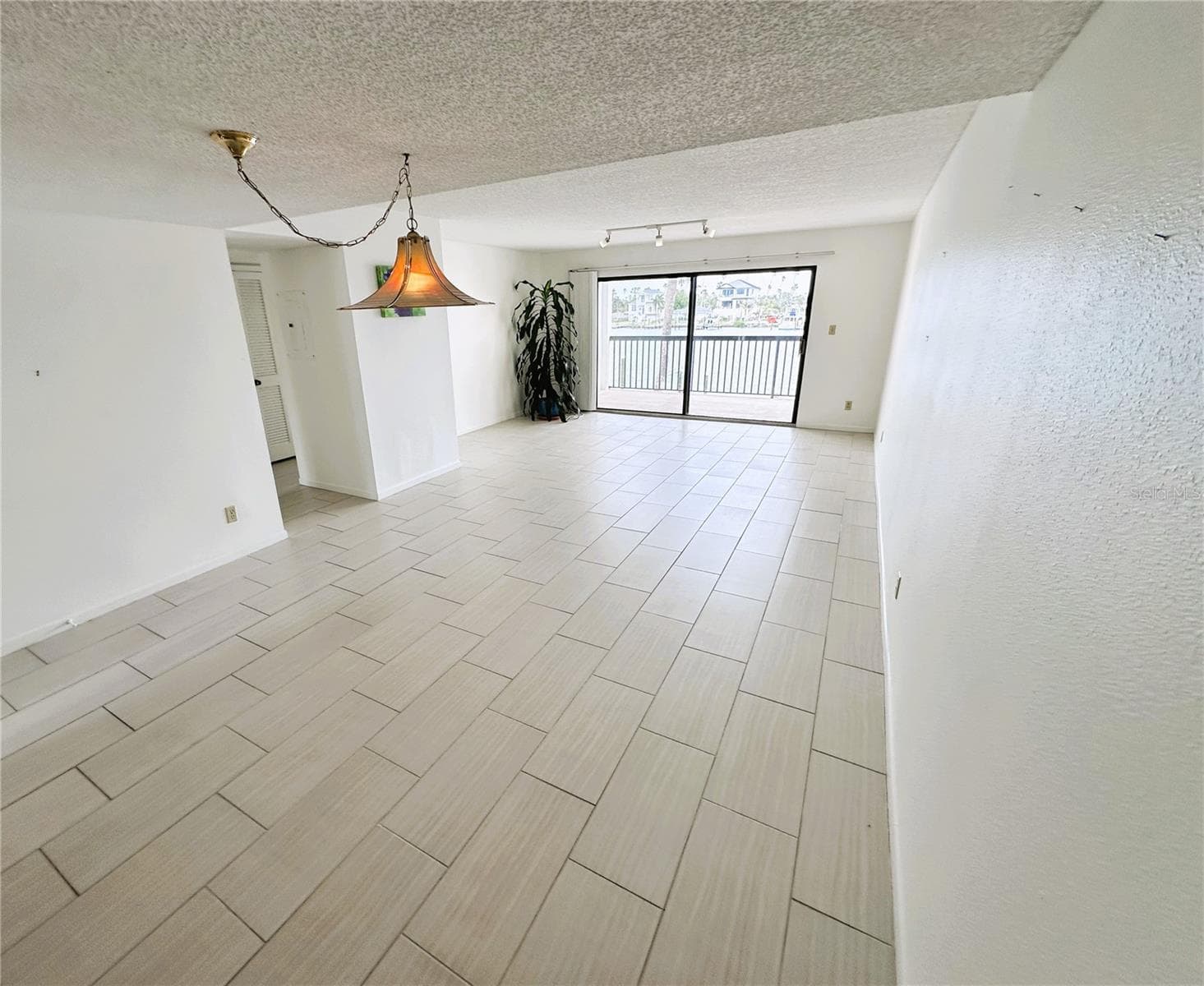 3111 Pass A Grille Way 109 photo 05