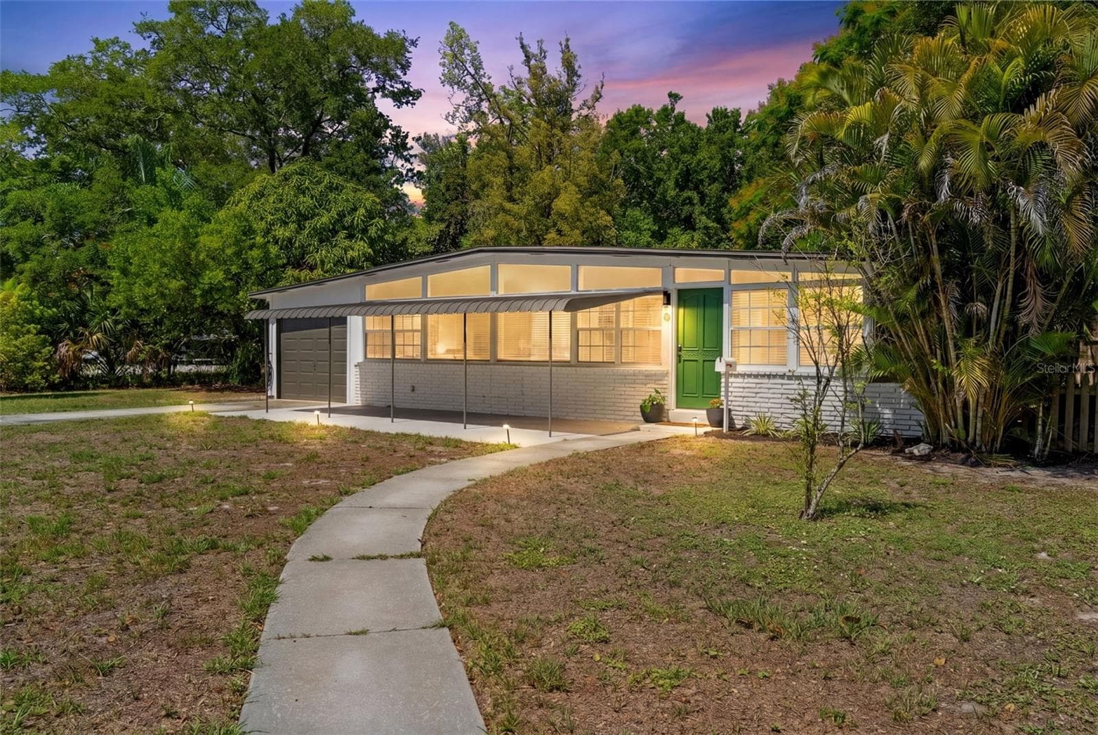 6800 Onyx Drive N photo 02