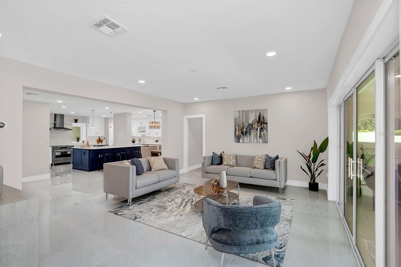 2015 Summerfield Road photo 06