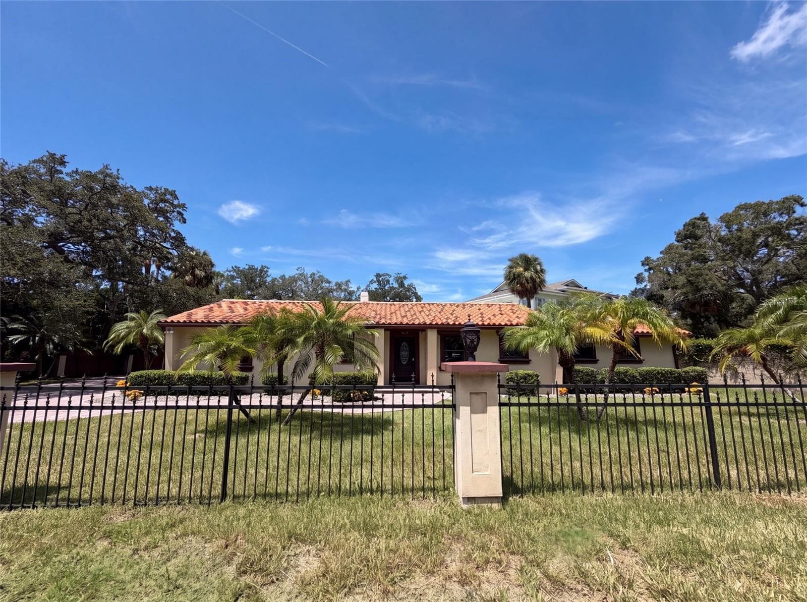 1515 S West Shore Boulevard