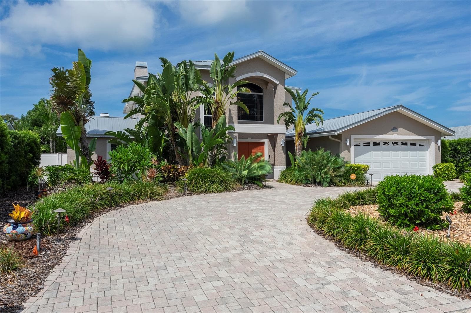 311 S Isle Drive photo 03