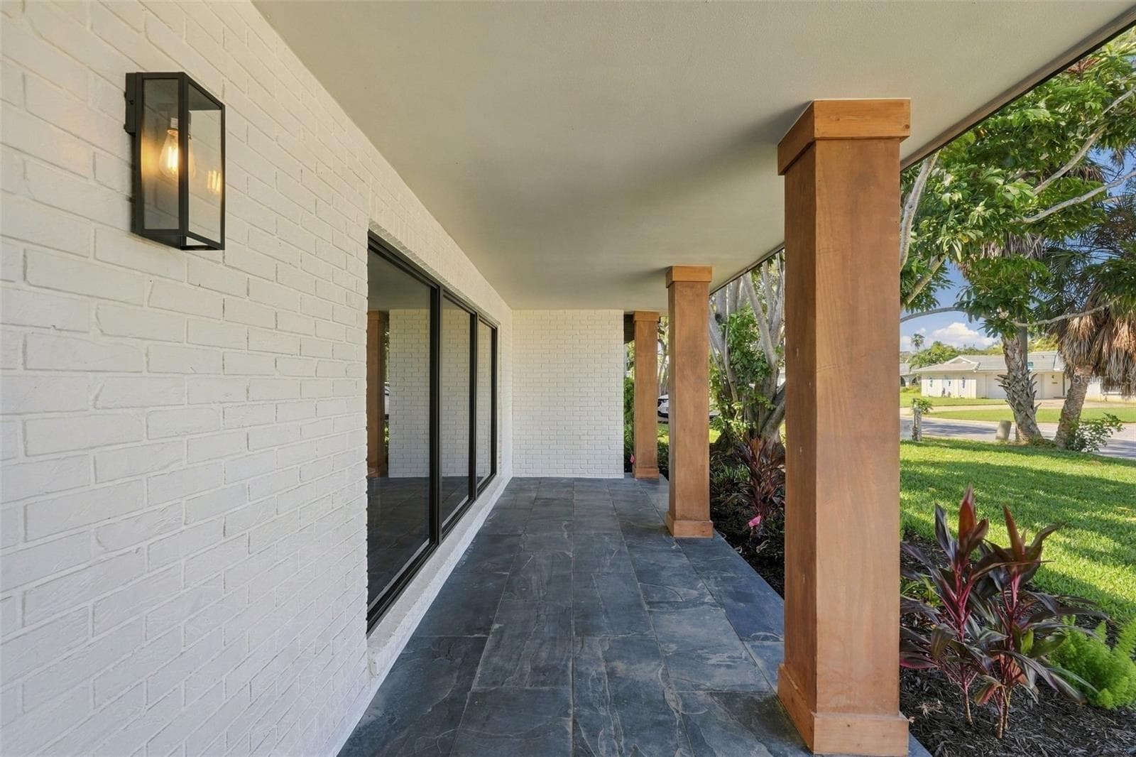 3031 E Vina Del Mar Boulevard photo 04