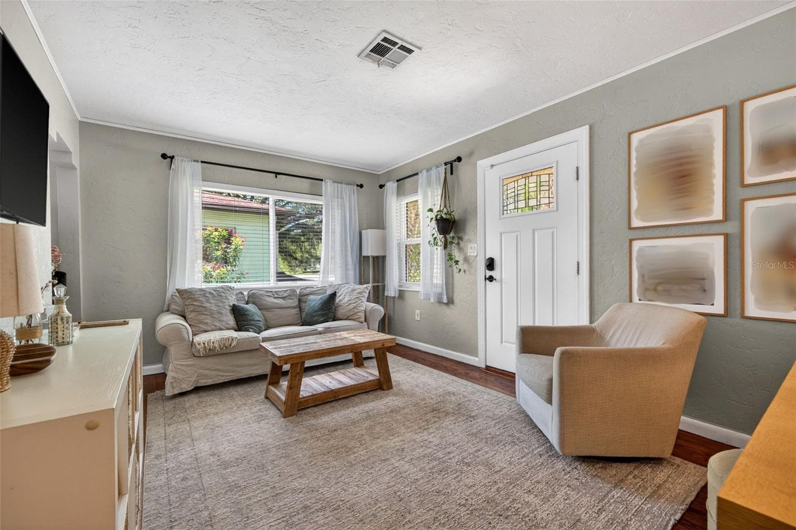 3221 14th Street N photo 06