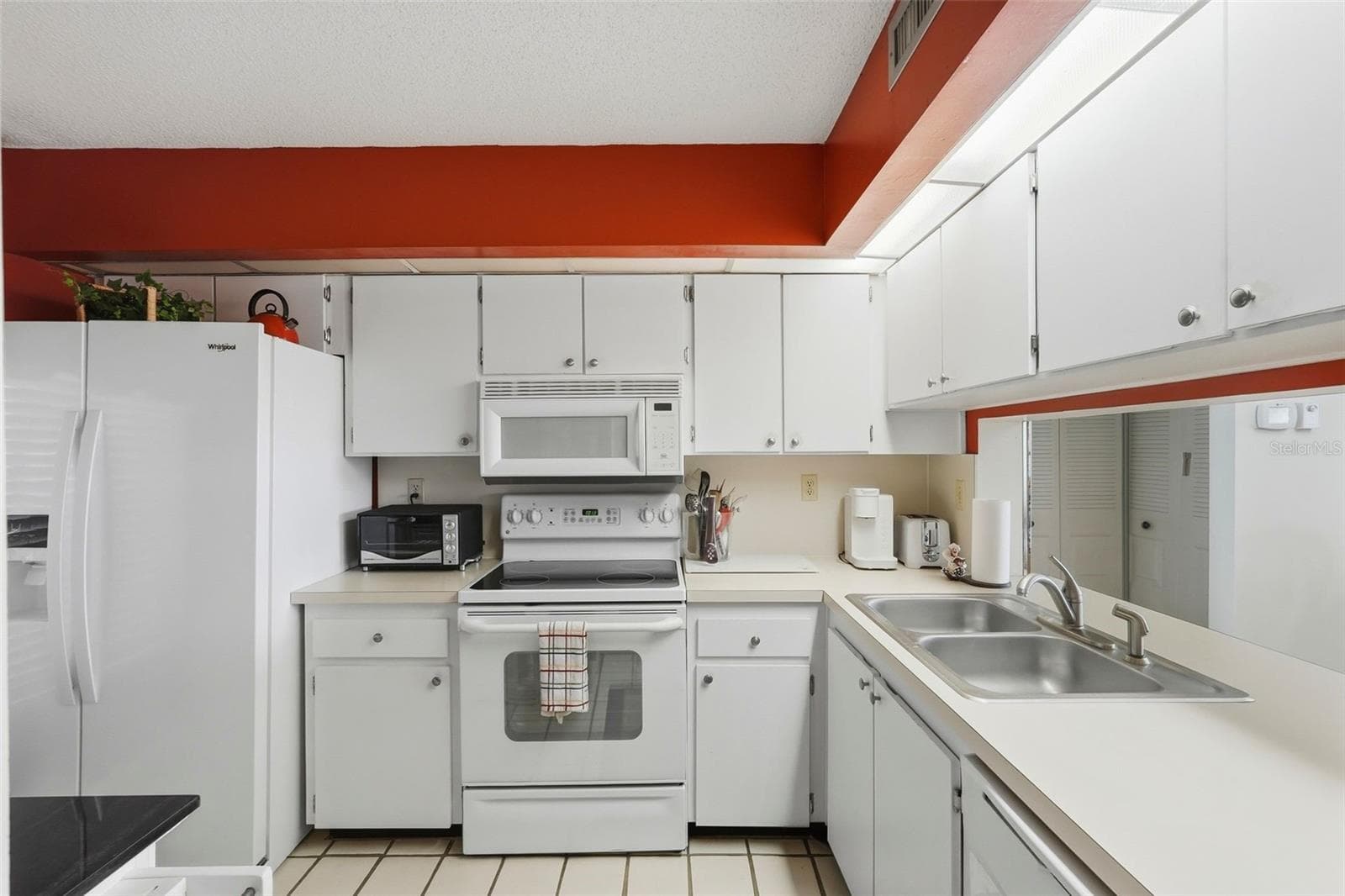 6372 Palma Del Mar Boulevard S 207 photo 06