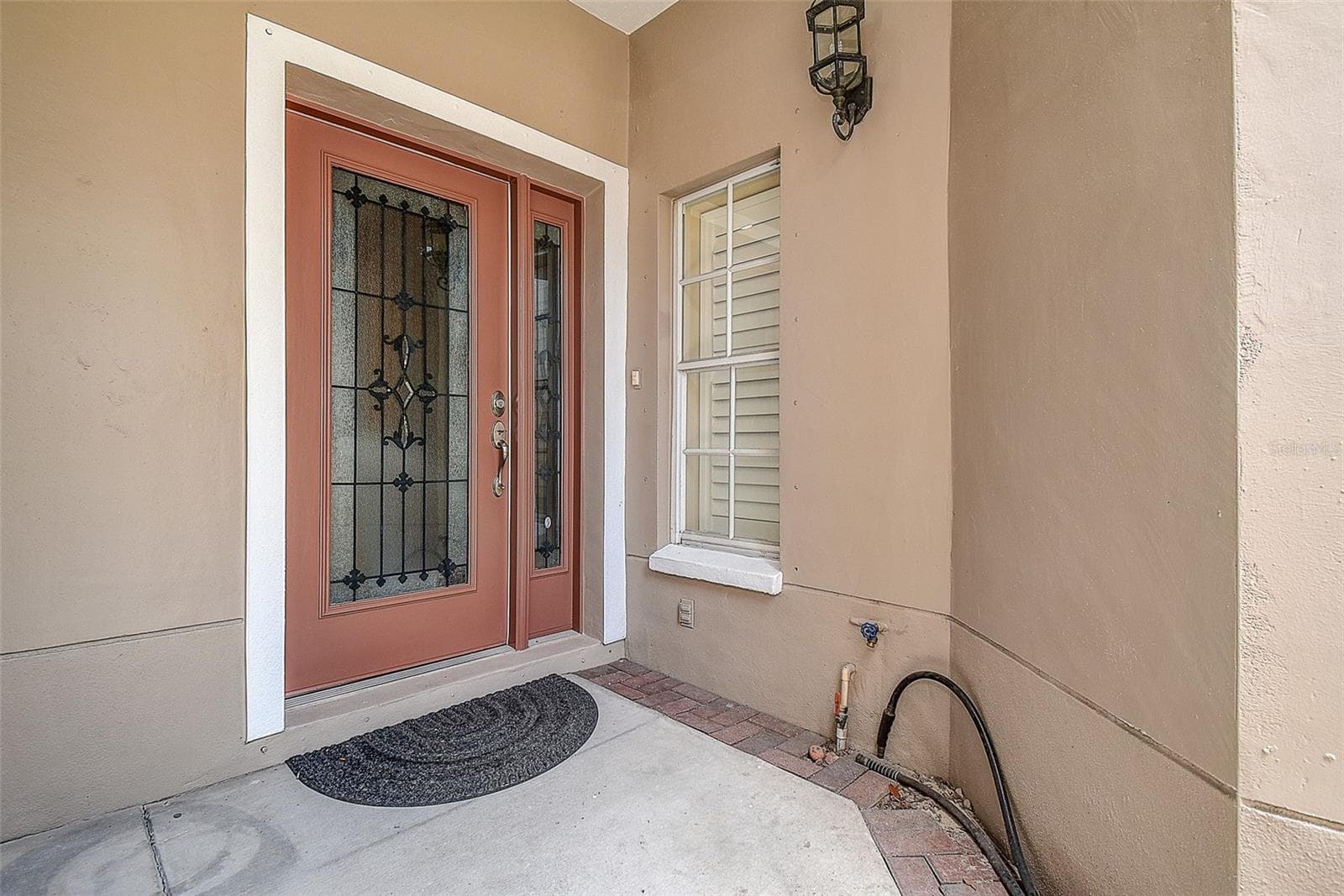 256 Valencia Circle photo 04