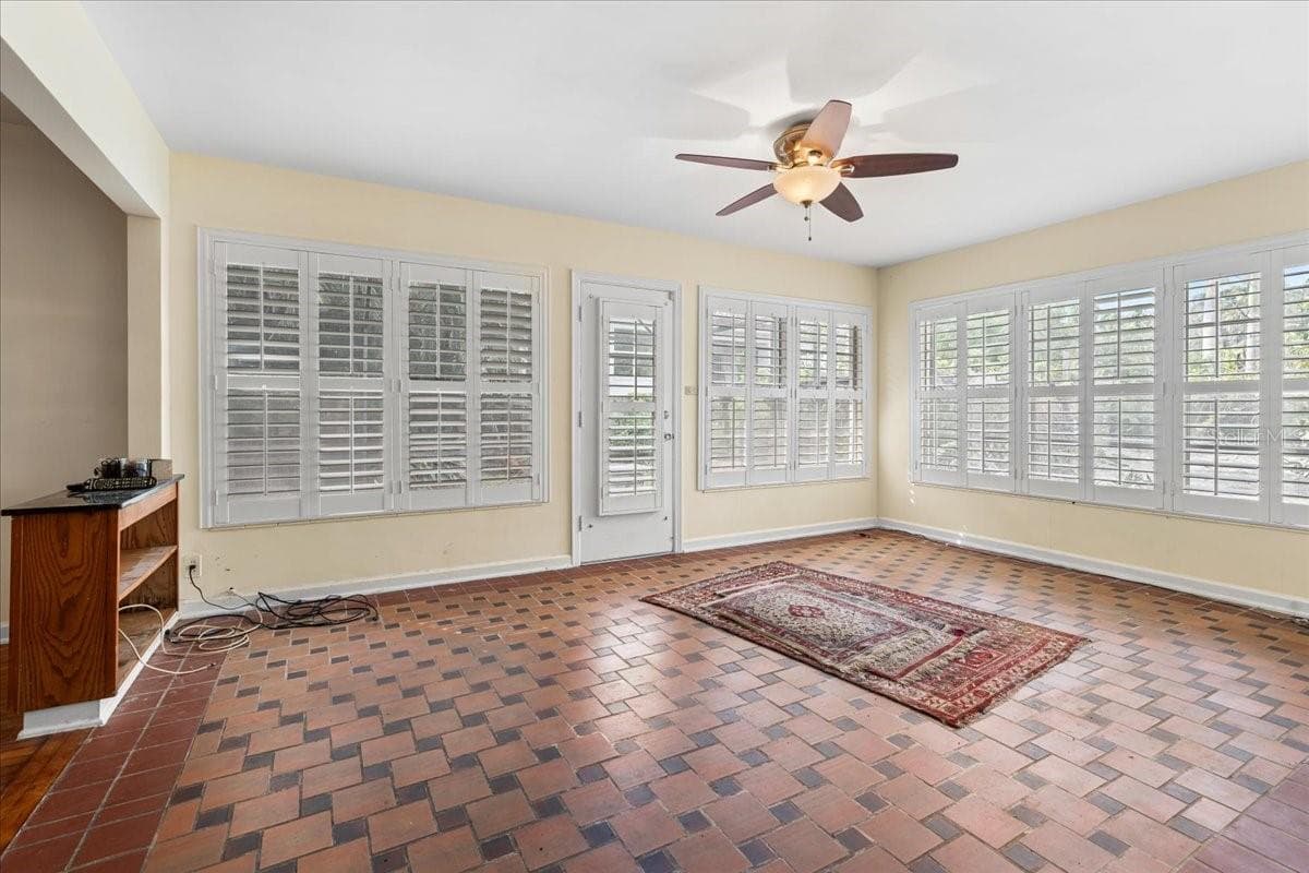 267 Snell Isle Boulevard NE photo 06