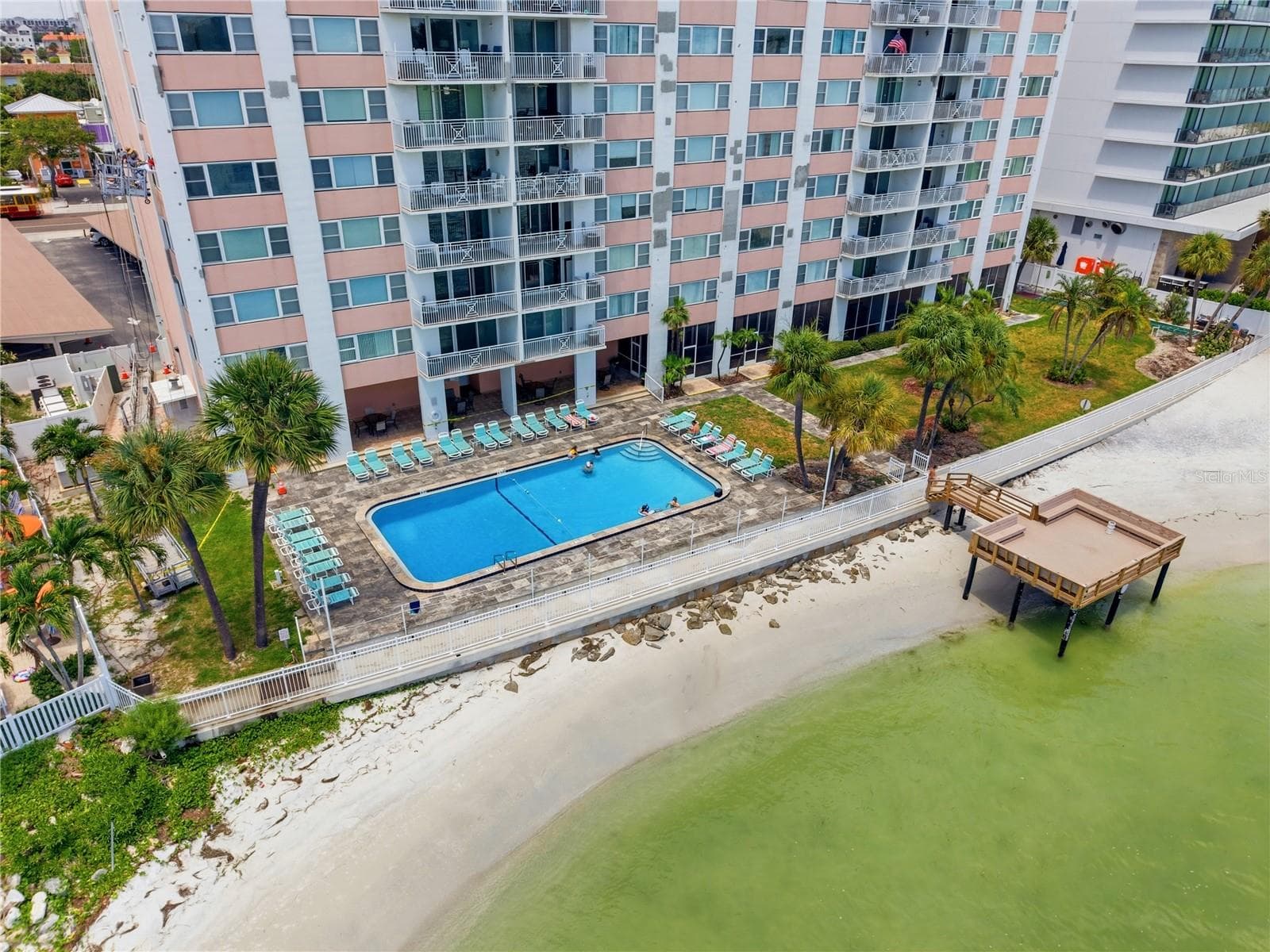 675 S Gulfview Boulevard 206 photo 03