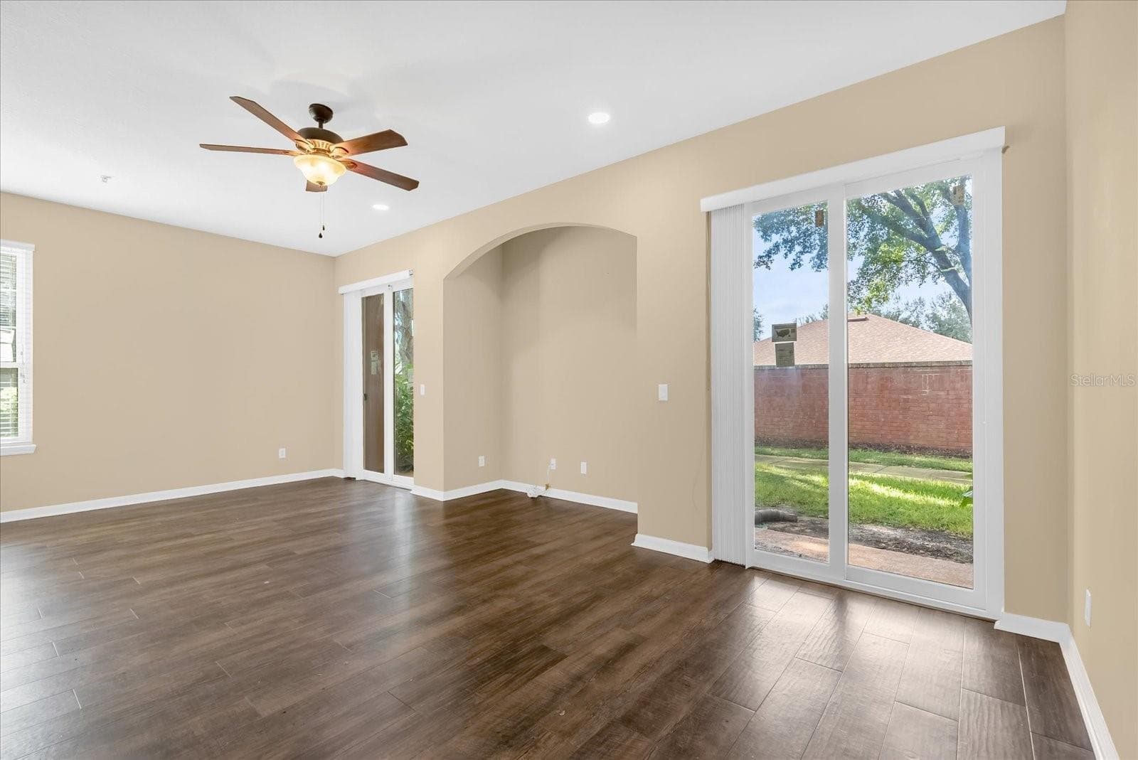 910 Ashworth Overlook Drive A photo 05