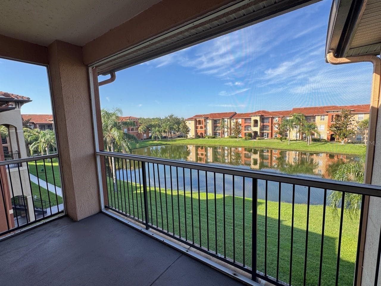 5536 Metrowest Boulevard 8-311 photo 02