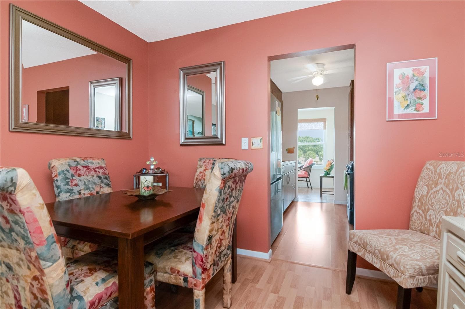 5935 30 Avenue S 206 photo 04