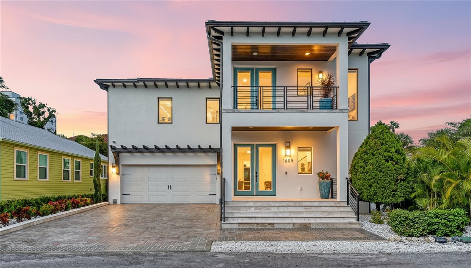 1659 Devonshire Lane