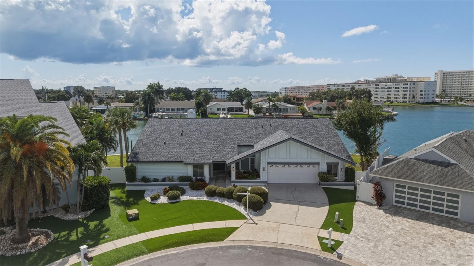 5921 Seabird Drive S photo 02