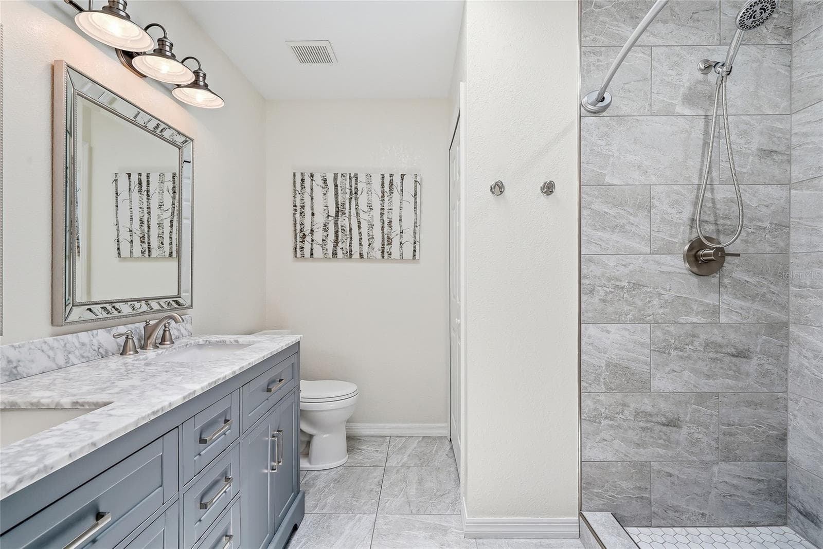 5274 White Sand Circle NE photo 05