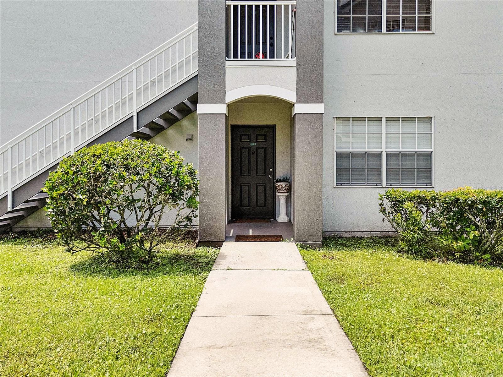 13929 Fairway Island Drive 818 photo 02