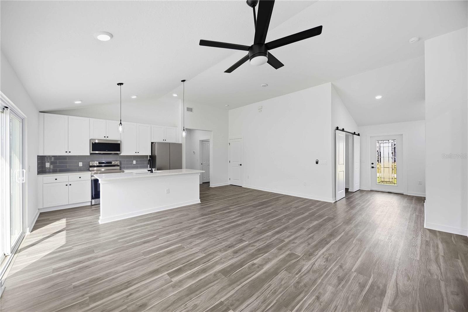 1665 Kirkwood Street photo 04