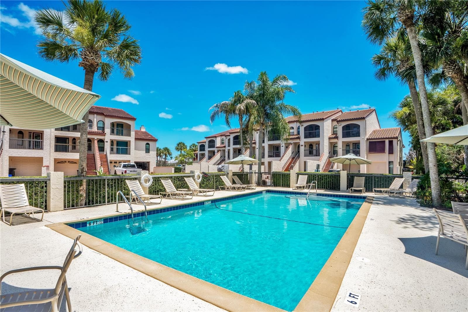 150 Marina Bay Drive photo 03