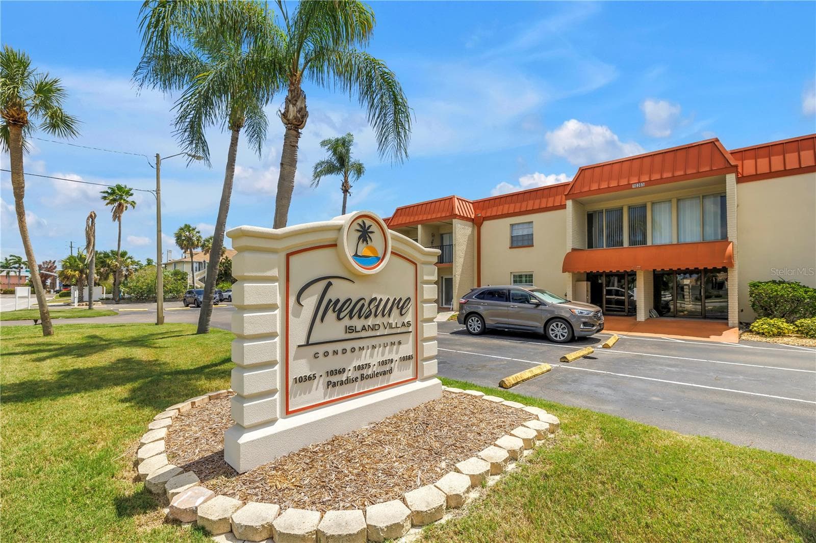 10375 Paradise Boulevard 51 photo 02