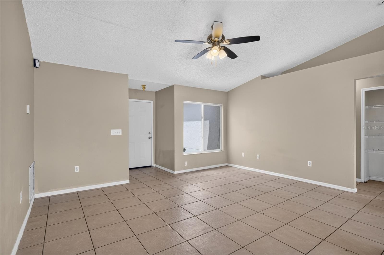 310 Shelby Brooke Drive photo 07