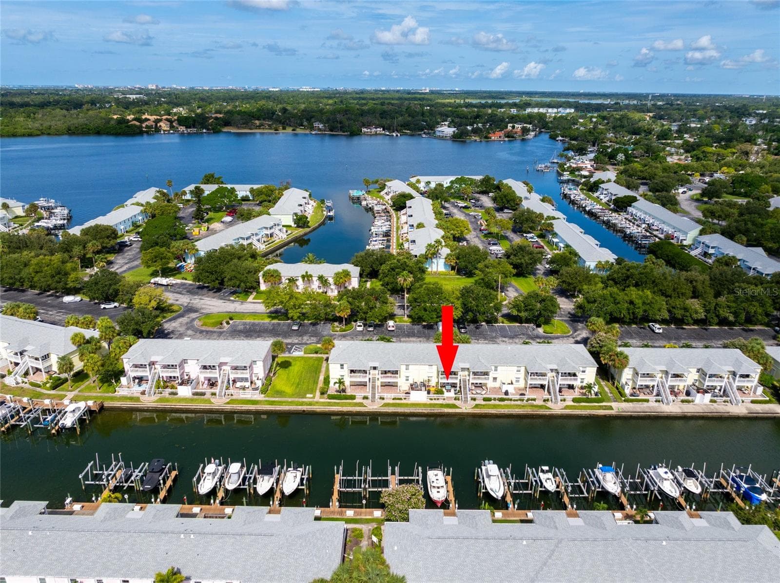 5132 Beach Drive SE C photo 04