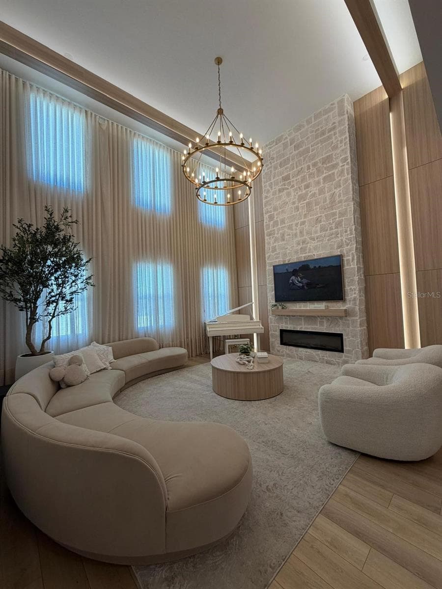 17231 Melogold Way
