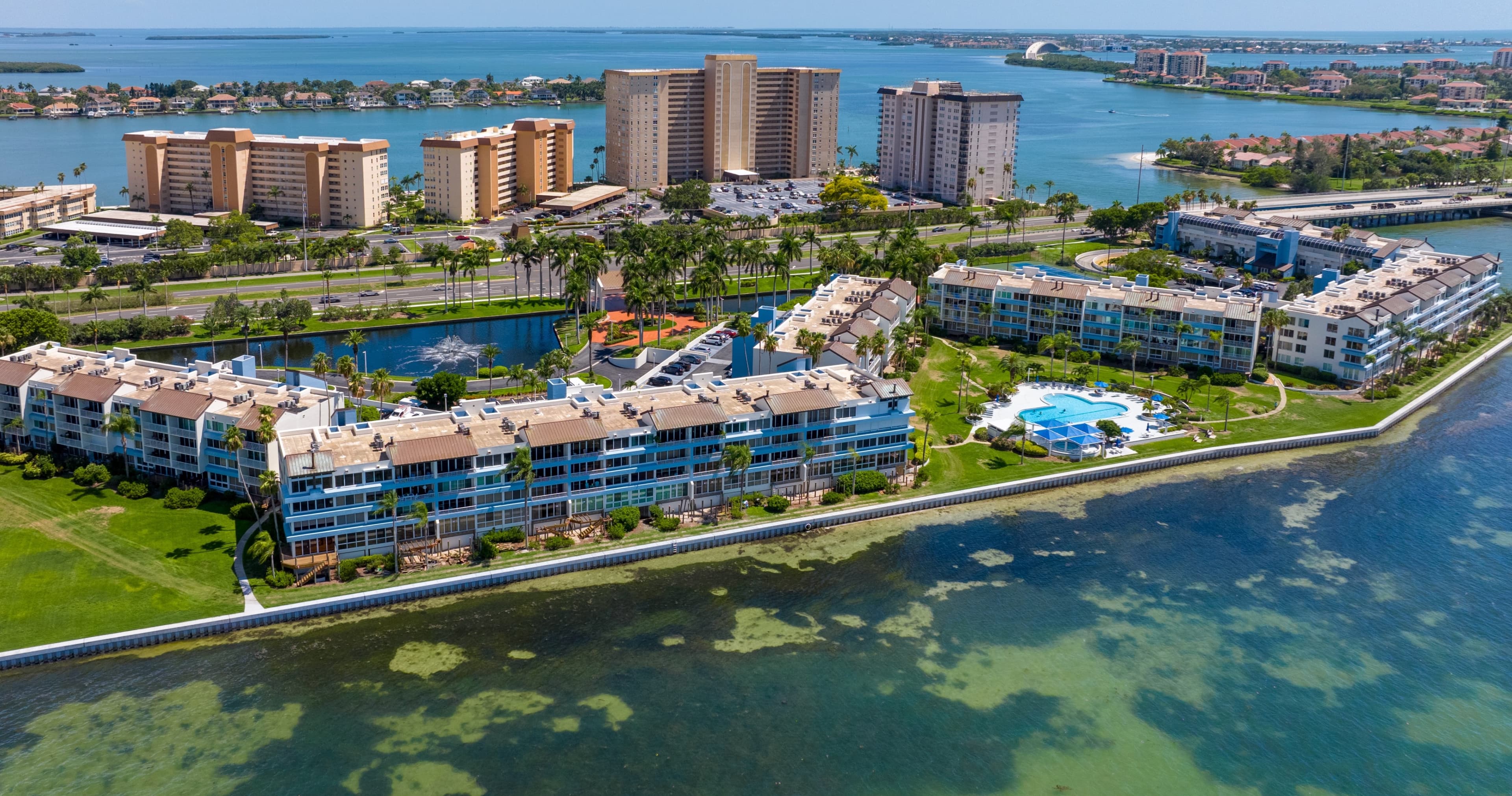 Isla Key waterfront community