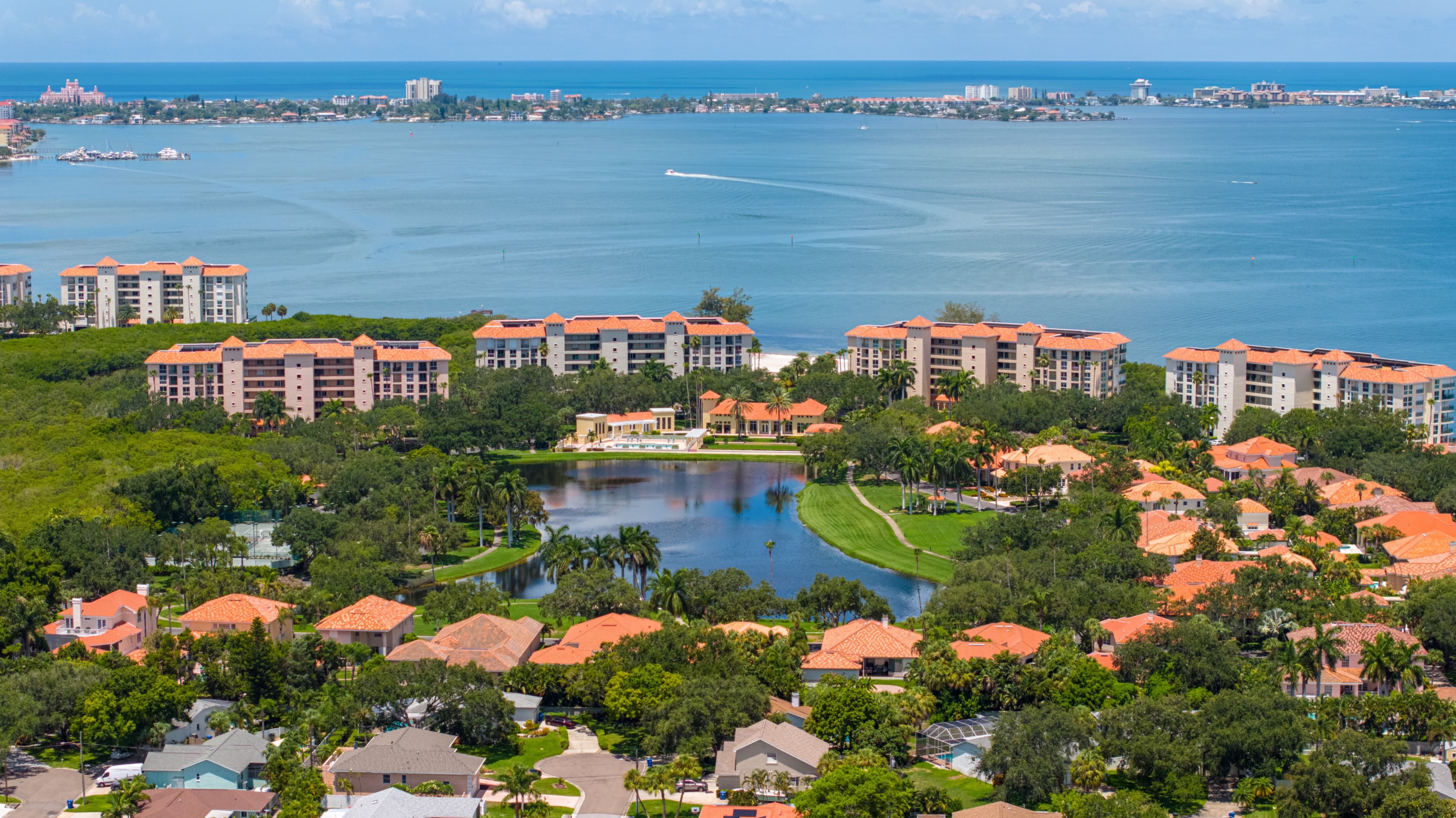 Dolphin Cay Community