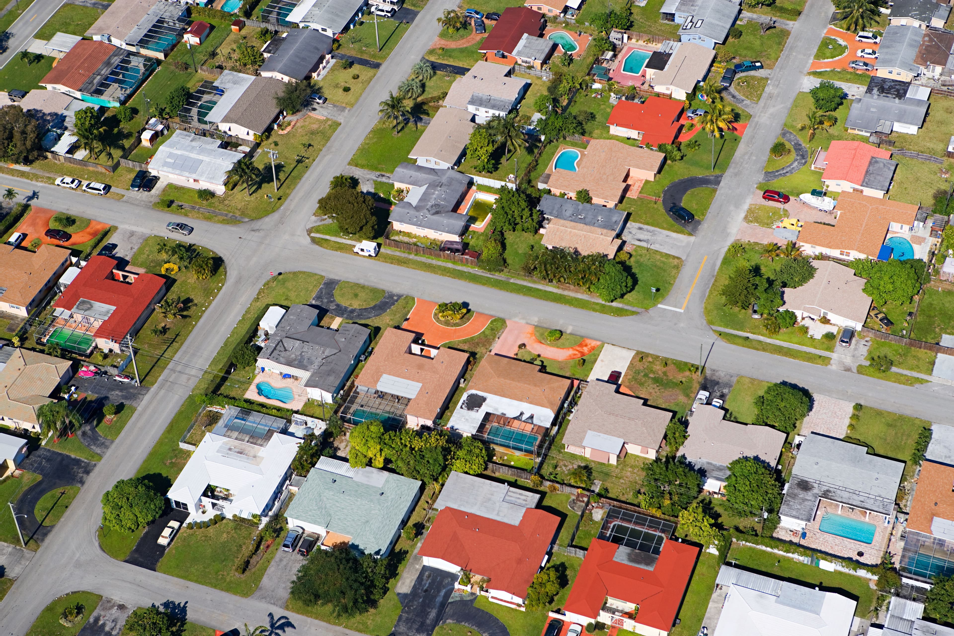 Is a CDD Fee in Florida Worth It? Pros & Cons Explained
